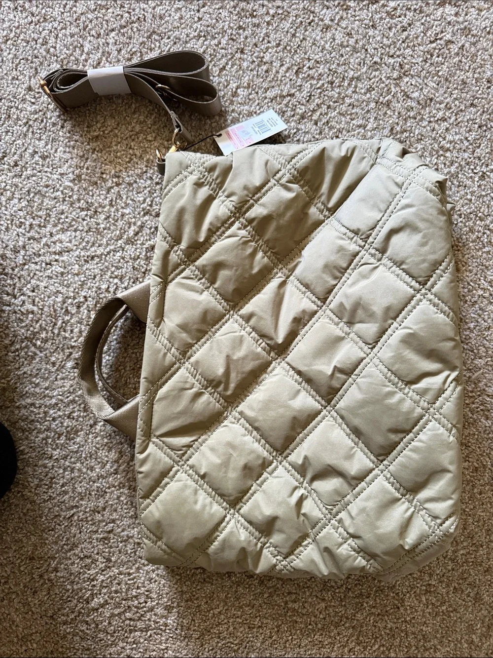 Adorable and versatile Tan Quilted KEDZIE Tote Bag 💼✨